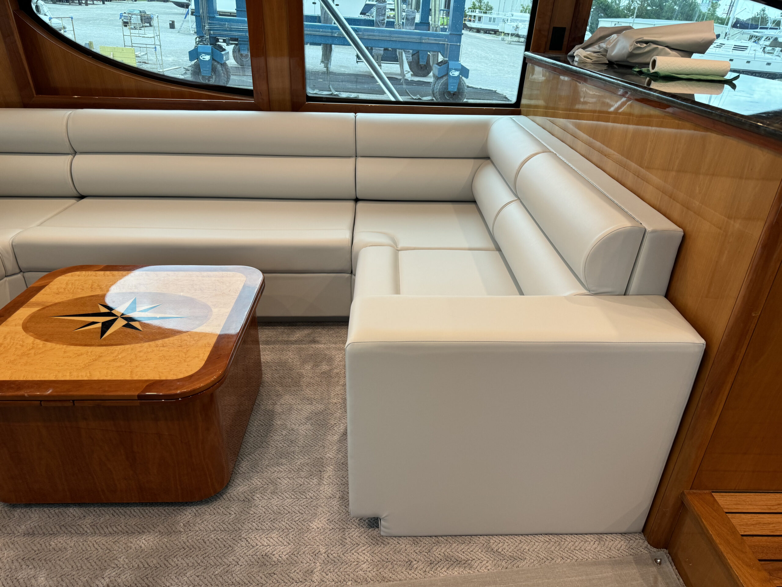 Aces Up Settee Aces Up Settee